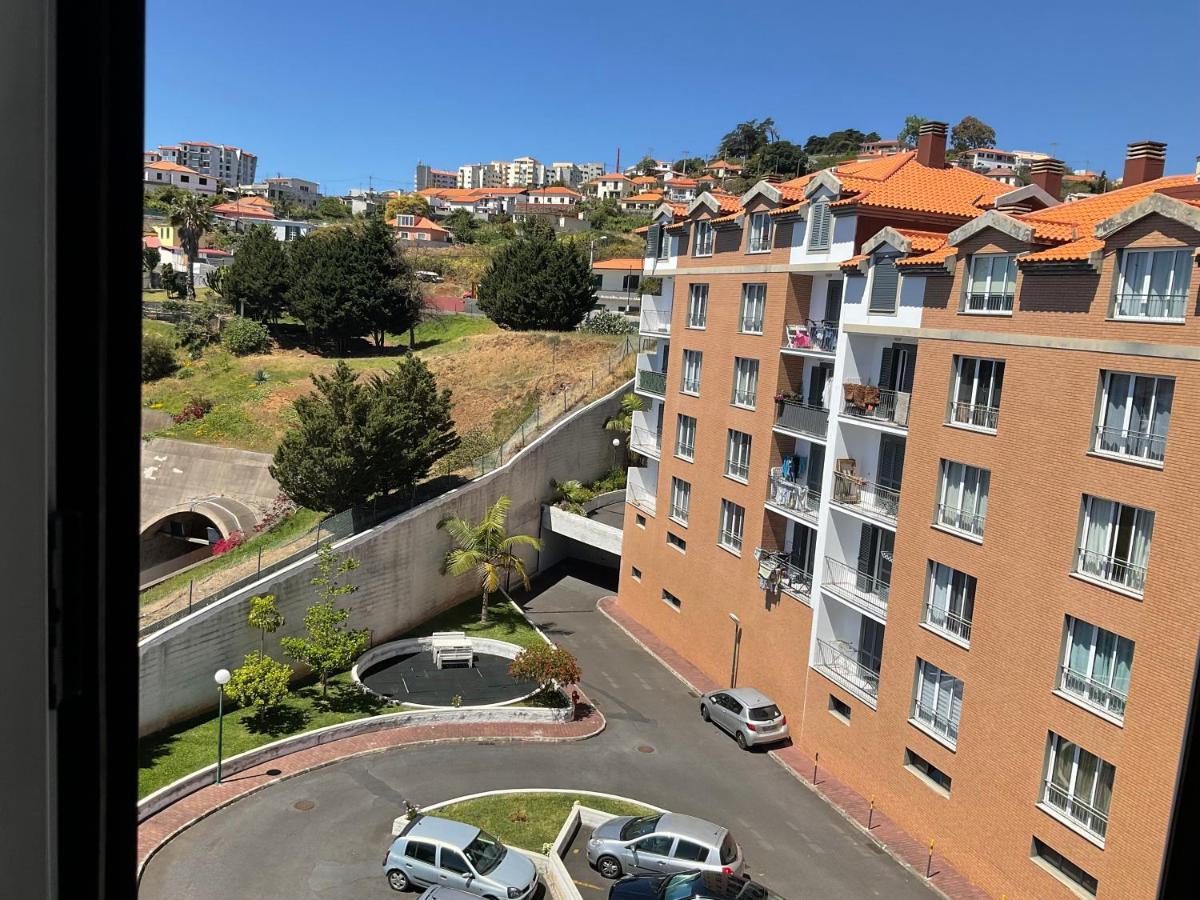 Moniz Apartment Canico  Exterior photo
